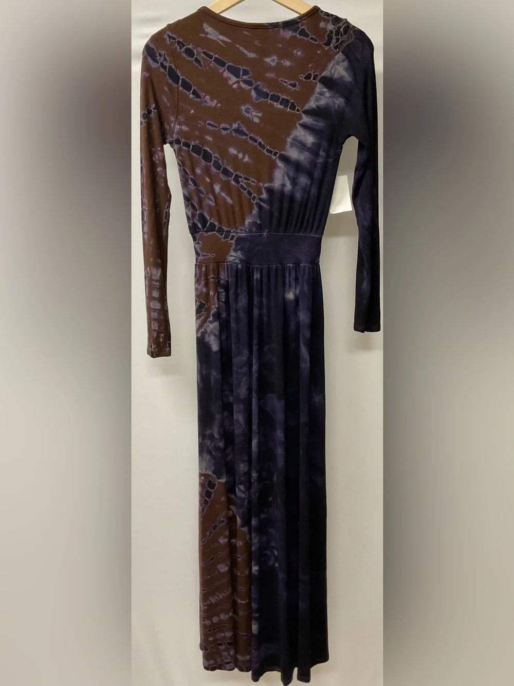 Brand New-Go Couture Long-Sleeve Tie-Dye Maxi Dress in Black/Navy/Brown